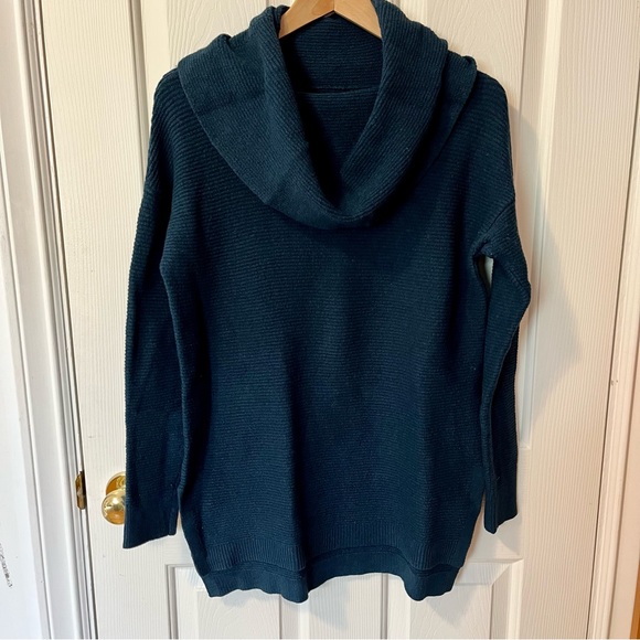Ann Taylor LOFT Cowl Neck Sweater Size XS - Picture 2 of 4